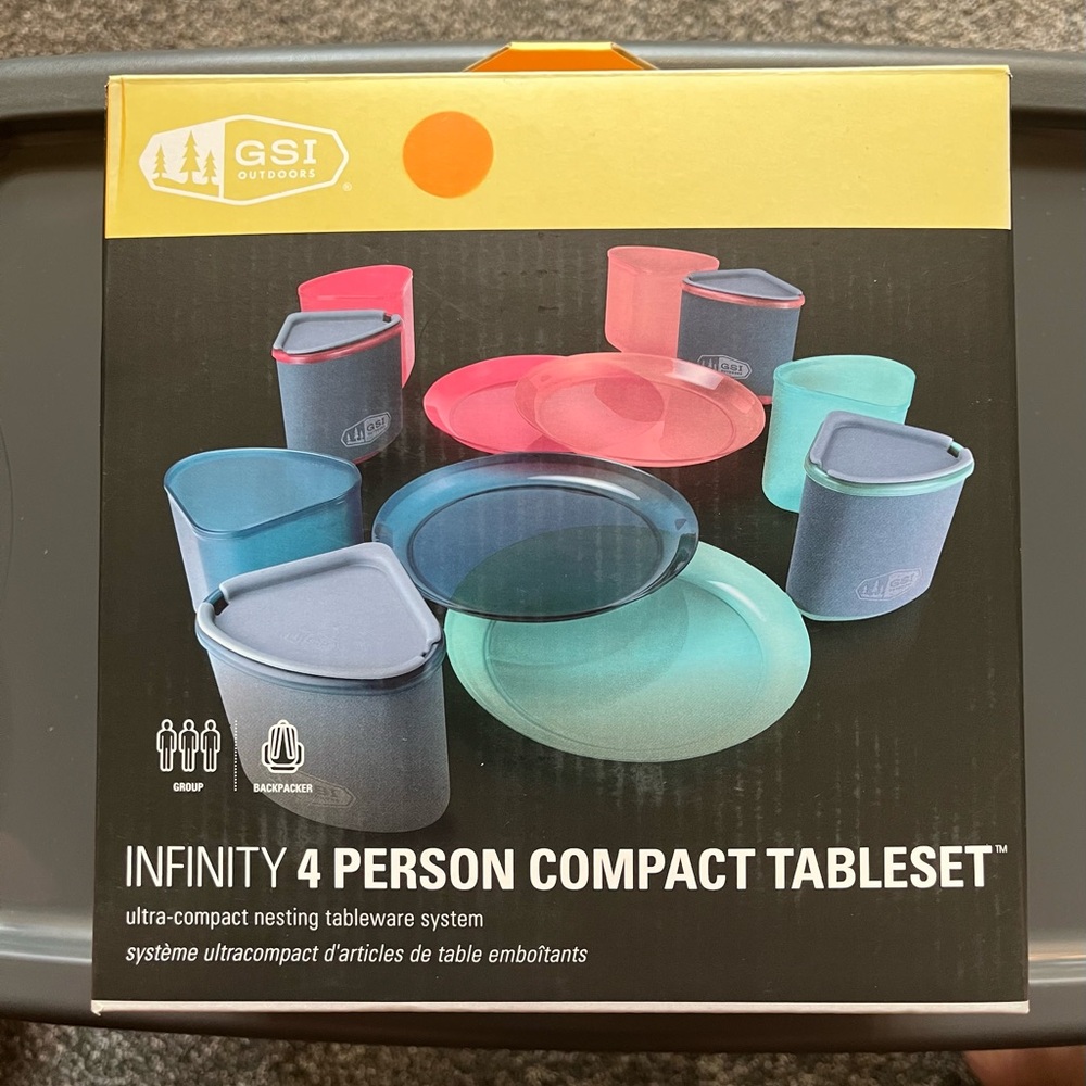 GSI Outdoors Infinity 4 Person Compact Table Set New in Box